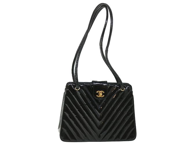 CHANEL V Stitch Turn Lock Umhängetasche Lackleder Schwarz CC Auth 54998 - Ansicht 13
