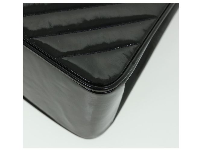 CHANEL V Stitch Turn Lock Umhängetasche Lackleder Schwarz CC Auth 54998 - Ansicht 16