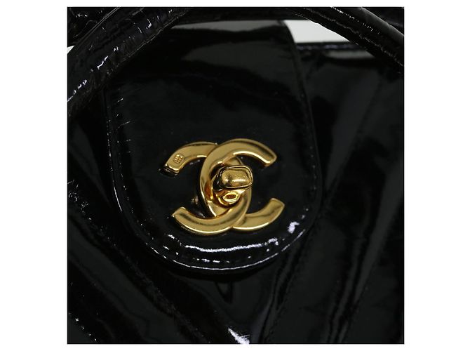 CHANEL V Stitch Turn Lock Umhängetasche Lackleder Schwarz CC Auth 54998 - Ansicht 17