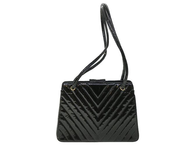 CHANEL V Stitch Turn Lock Umhängetasche Lackleder Schwarz CC Auth 54998 - Ansicht 2