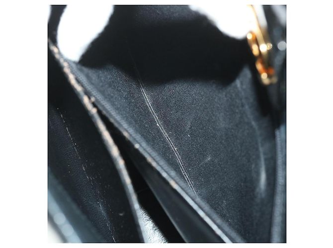 CHANEL V Stitch Turn Lock Umhängetasche Lackleder Schwarz CC Auth 54998 - Ansicht 21