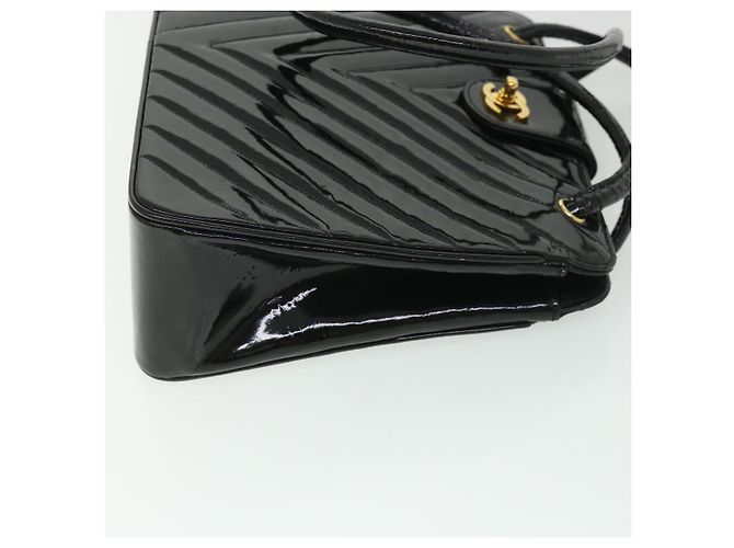 CHANEL V Stitch Turn Lock Umhängetasche Lackleder Schwarz CC Auth 54998 - Ansicht 3