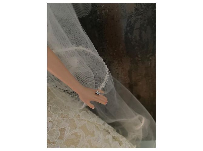 Autre Marque Poupée Barbie Carolina Herrera Bride Gold Label Multicolore - vue 13