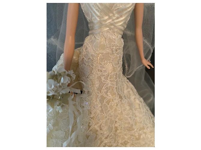 Autre Marque Poupée Barbie Carolina Herrera Bride Gold Label Multicolore - vue 5