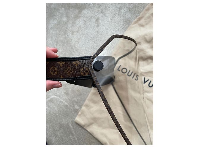Cappello Louis Vuitton con maschera facciale marrone - vista 5