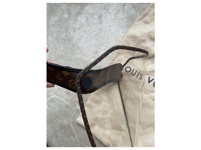 Cappello Louis Vuitton con maschera facciale marrone - vista 6
