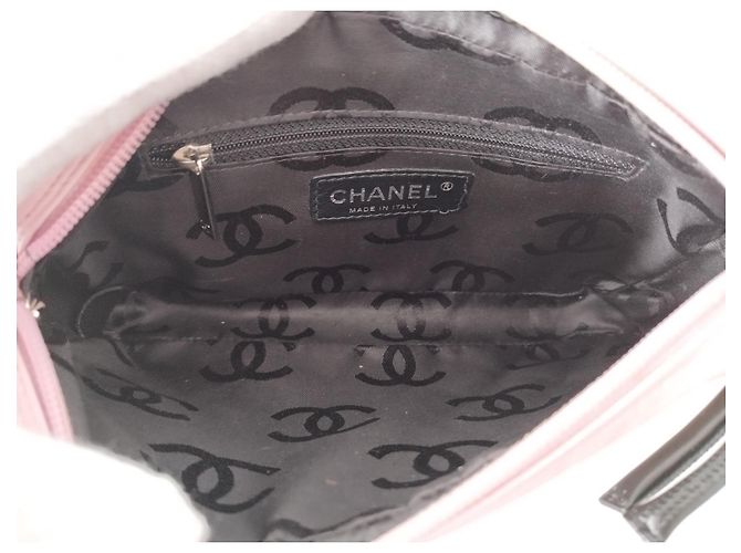 Pochette Chanel Cambon in pelle rosa e nera - vista 5