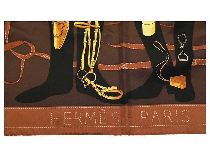 Hermès HERMES CARRE 90 Pañuelo de seda MONSIEUR ET MADAME marrón de Bali Barett y Robert Dallet Marrón claro - vista 8
