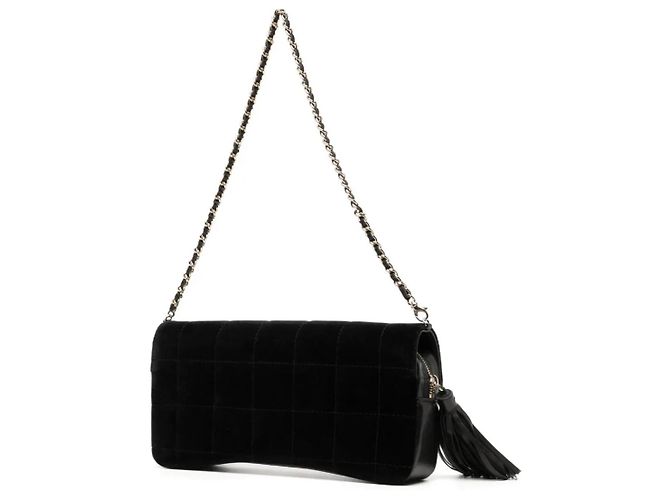 Raro Chanel 02Una borsa a tracolla con nappe Choco Bar Nero - vista 2