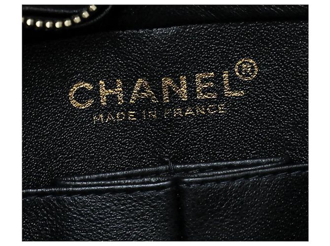 Raro Chanel 02Una borsa a tracolla con nappe Choco Bar Nero - vista 6