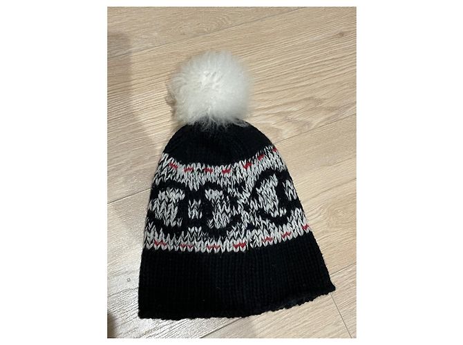 Chanel Hats Black White Red - view 4