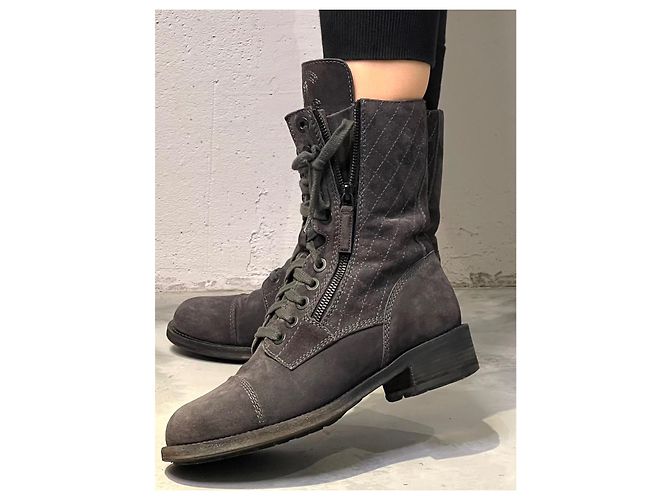 Chanel Combat CC-Logo-Schnürstiefel Grau Anthrazitgrau - Ansicht 5