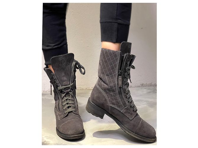 Chanel Combat CC-Logo-Schnürstiefel Grau Anthrazitgrau - Ansicht 8
