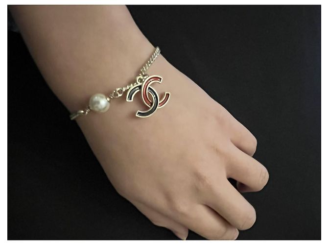 Bracciale Chanel in metallo D'oro - vista 3