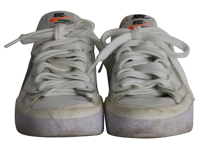 Zapatillas Nike x Sacai Blazer Low en charol blanco - vista 2