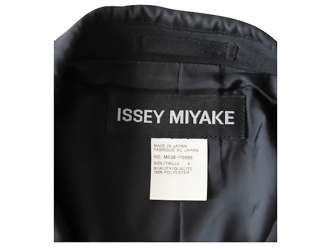 Taglia abito Issey Miyake in poliestere nero - vista 6