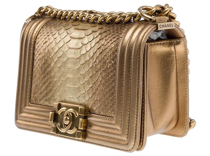 Boy CHANEL Jungentasche in goldenem Python - 101500 - Ansicht 5