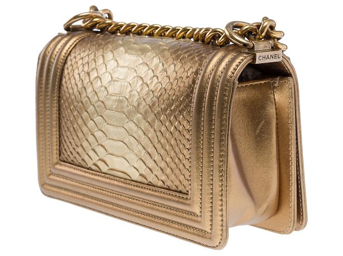 Boy CHANEL Jungentasche in goldenem Python - 101500 - Ansicht 6