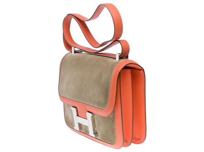 Hermès Sac HERMES Constance en Suède Gris - 101461 - vue 5