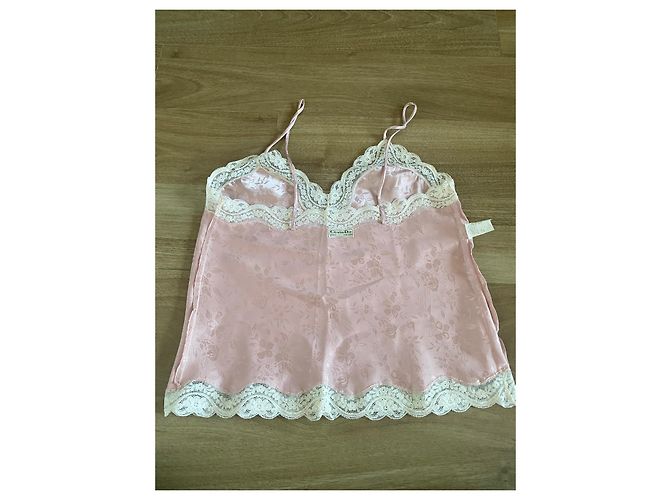 Conjunto de Pijama Dior Rosa de Satén y Encaje Blanco - vista 18