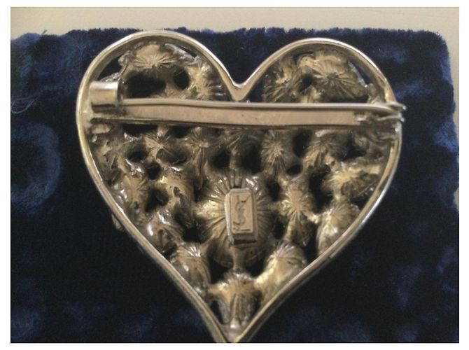 Spilla Yves Saint Laurent a cuore in metallo argentato Argento - vista 3