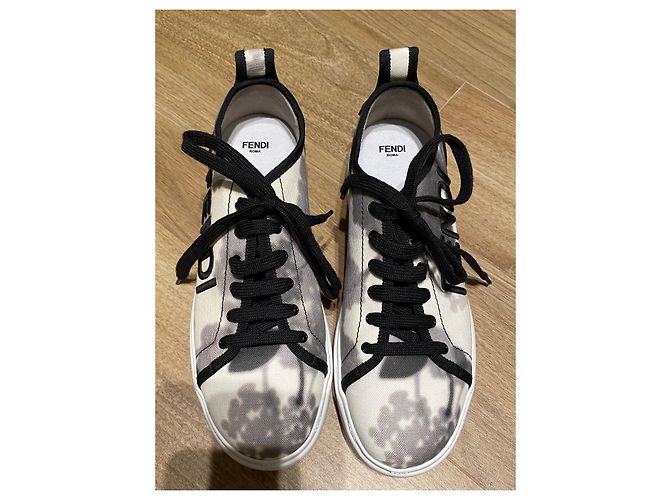 Fendi Rise Tie Dye Low Top Sneaker Schwarz Weiß Grau - Ansicht 11