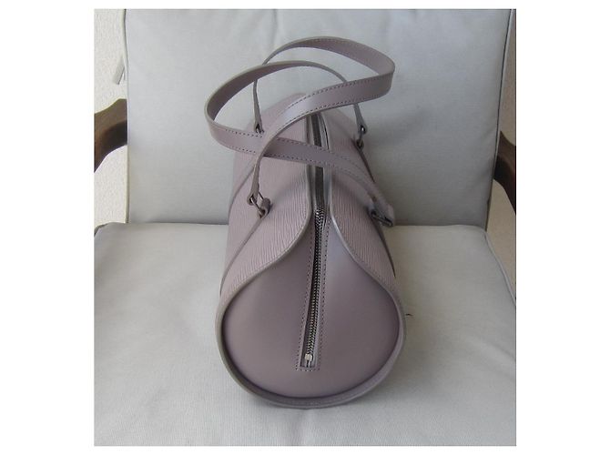 Borsa Louis Vuitton Soufflot in pelle Epi lilla 30 cm - vista 6