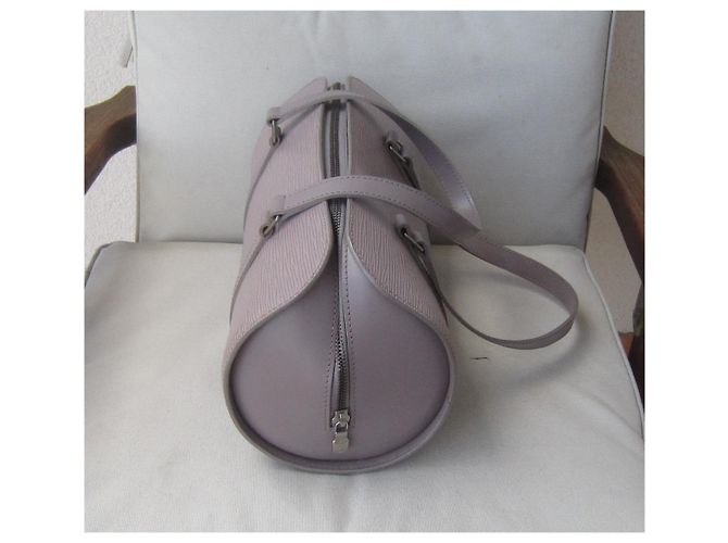 Borsa Louis Vuitton Soufflot in pelle Epi lilla 30 cm - vista 8