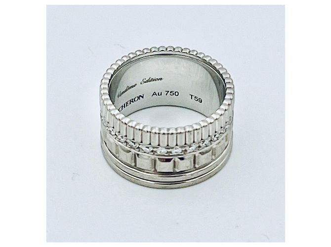 Anello Boucheron Quatre Radiant Edition in Oro Bianco e Diamanti Silver hardware - vista 3