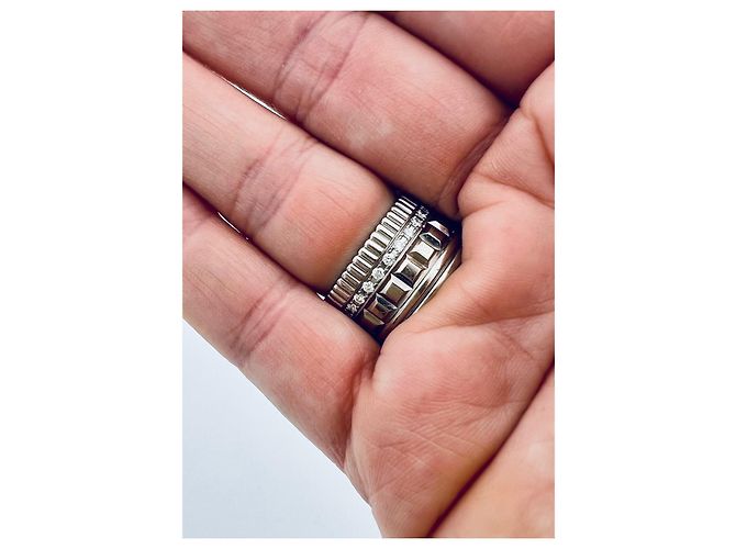Anello Boucheron Quatre Radiant Edition in Oro Bianco e Diamanti Silver hardware - vista 4
