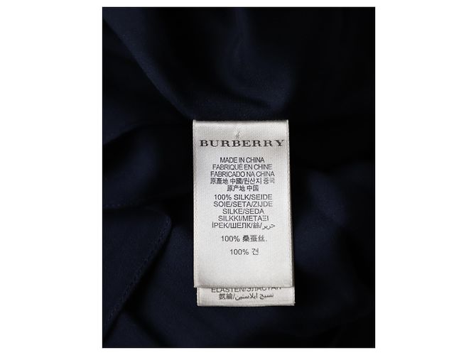 Blusa plisada sin mangas de Burberry en seda azul marino - vista 5