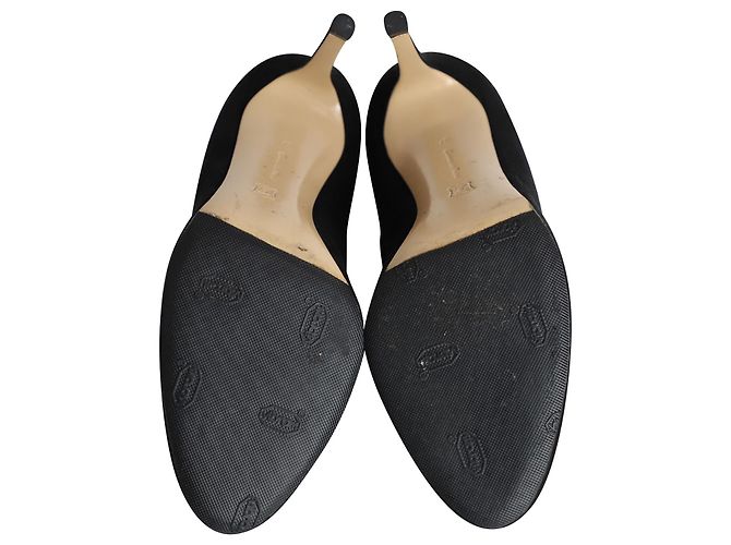 Décolleté svasate con punta tonda Gianvito Rossi in camoscio nero - vista 8