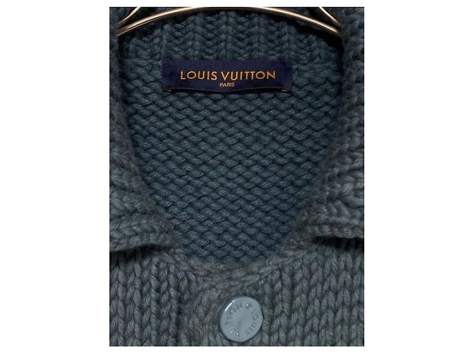 ***LOUIS VUITTON (Louis Vuitton)  chunky button knit jacket Grey - view 3