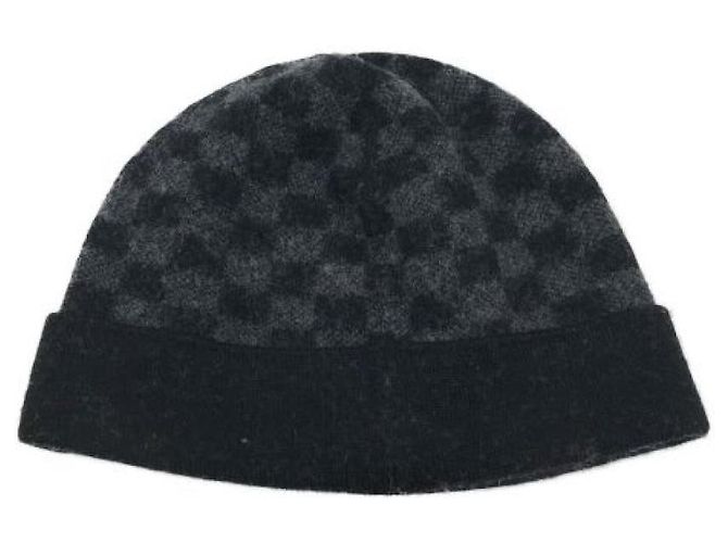 ***LOUIS VUITTON (Louis Vuitton)  Bonnet en tricot Petit Damier Noir - vue 5