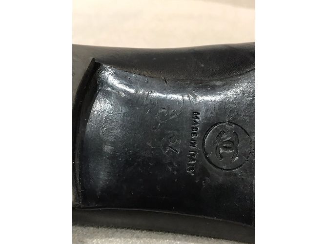 Timeless CHANEL Bailarinas T.UE 37 Cuero Negro - vista 8