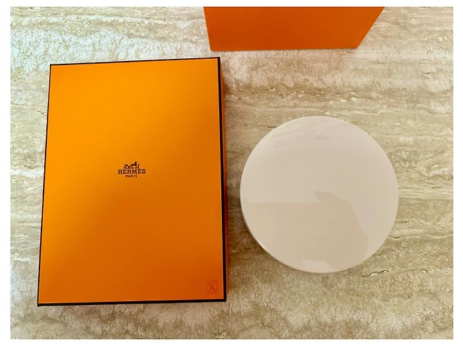 Hermès HERMES Paris Tea box "Carnets d'Équateur" in hand-painted lacquered wood. Multiple colors - view 7