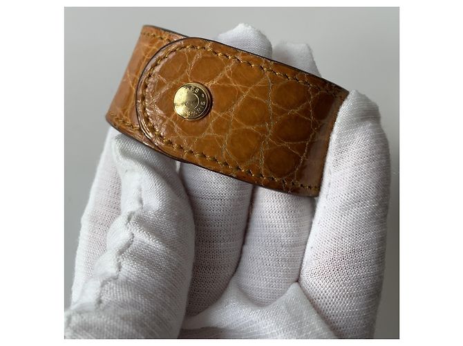 Pulsera Hermès Joli Médor cocodrilo azafrán dorado - vista 2