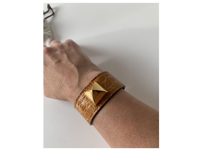 Pulsera Hermès Joli Médor cocodrilo azafrán dorado - vista 7