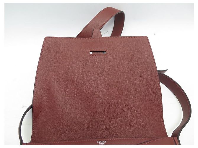 Hermès NOVA BOLSA HERMES STEVE LIGHT JUNIOR TOGO BOLSA DE COURO BORDEAUX - vista 6