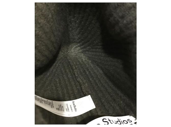 Autre Marque ***Akne-Studios (Aknestudios)  Strickmütze Khaki - Ansicht 4