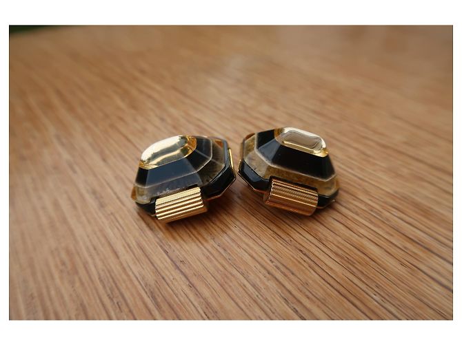 Orecchini vintage Pierre Cardin Gold hardware - vista 3