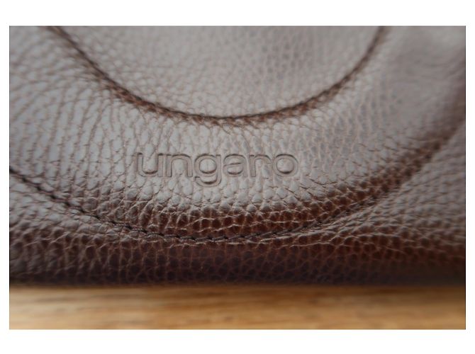 Borsa a mano Emanuel Ungaro in pelle martellata marrone - vista 4