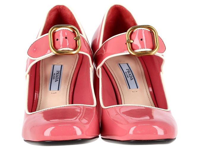 Décolleté Prada Mary Jane in vernice rosa - vista 2