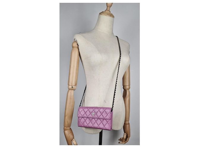 Carteira Chanel com corrente Timeless Classique acolchoada rosa Fuschia - vista 16