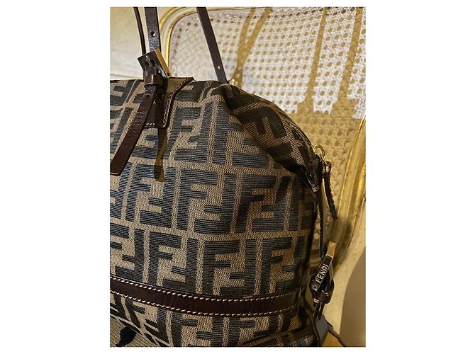 Zucca Borsa a mano Fendi in tela e pelle marrone - vista 5