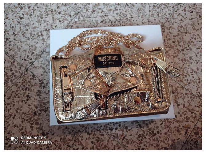 Moschino Borsa Biker Mini in Pelle Oro D'oro - vista 4