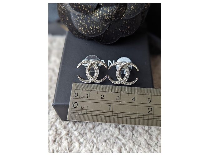 Chanel CC B15Scatola per orecchini C Logo Dubai Moon Crystal SHW RARO Argento - vista 12