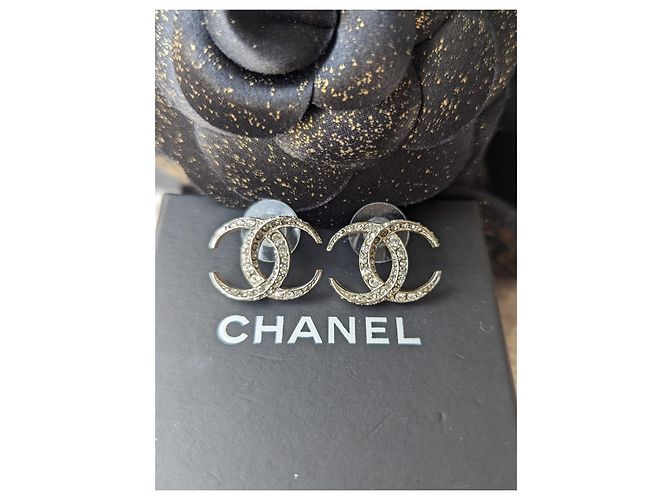 Chanel CC B15Scatola per orecchini C Logo Dubai Moon Crystal SHW RARO Argento - vista 2