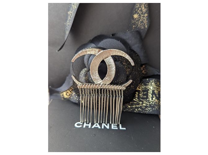 Chanel CC B15Forcina per capelli in cristallo argento con logo C Dubai Moon Collection - vista 11