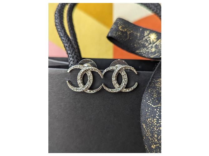 Chanel CC B15C Dubai Crescent Moon Logo SHW RARE orecchini con collana Argento - vista 17